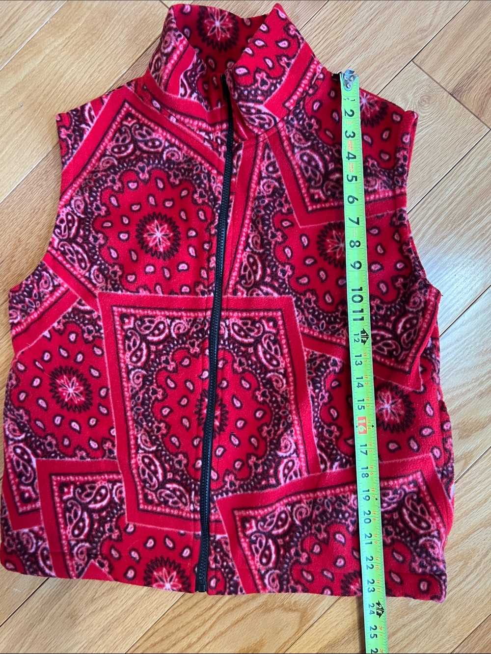 Black Mountain RARE vintage Red Bandana Print Fleece Vest made in the USA - Picture 5 of 6